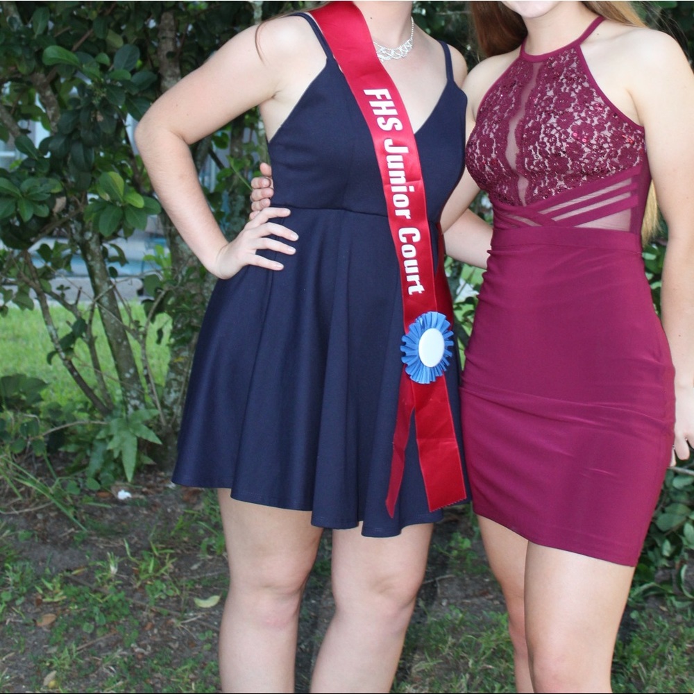 homecoming dress - Picture 3 of 5